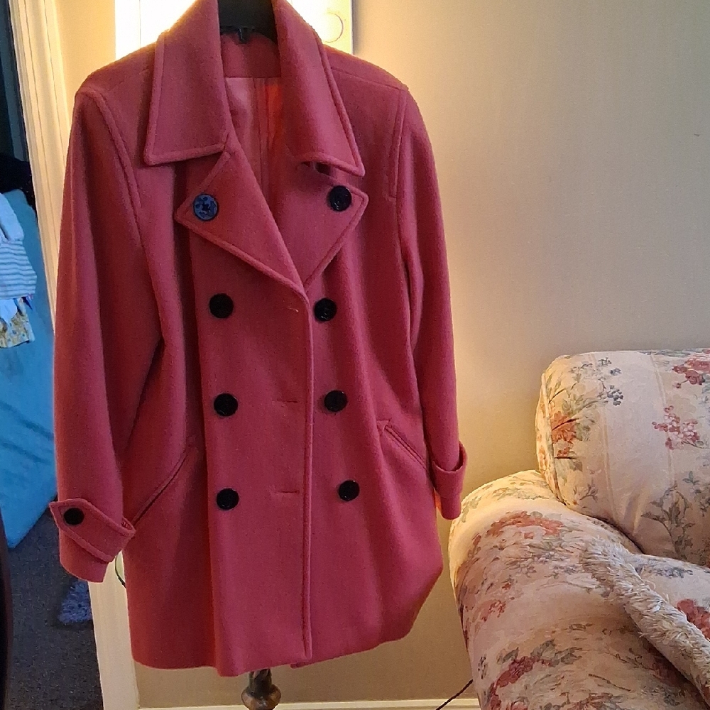 Women's Pink Double-Breasted Coat